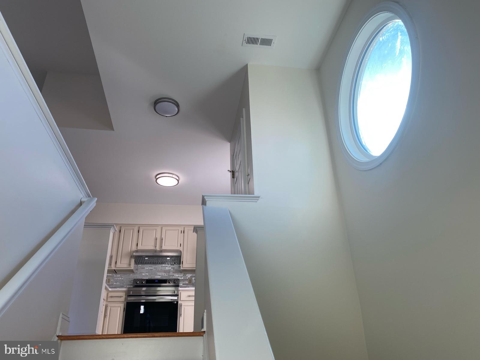 ROLLING OAKS - Residential Lease