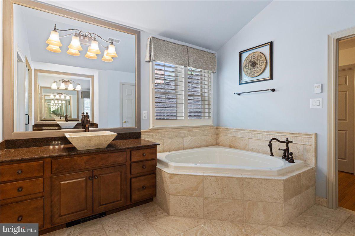 POLO CLUB - Residential