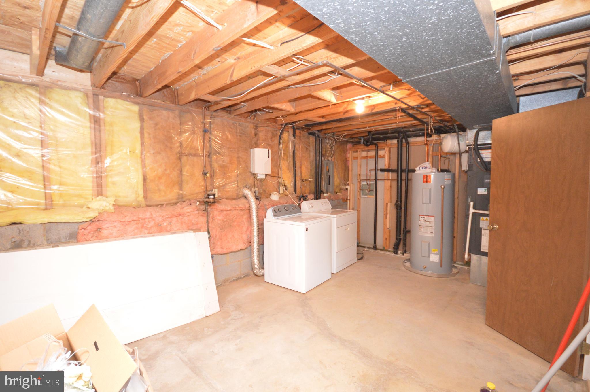 STONEYBROOKE - Residential Lease