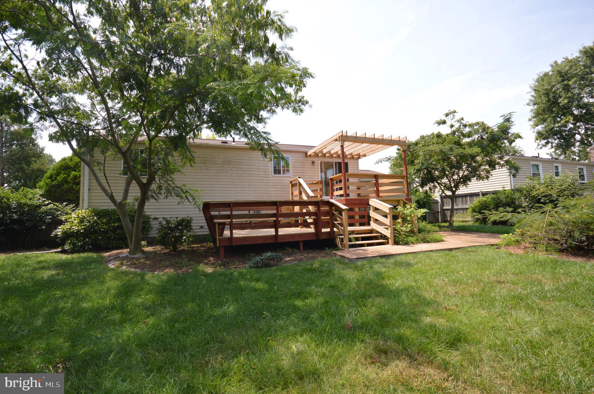 STONEYBROOKE - Residential Lease