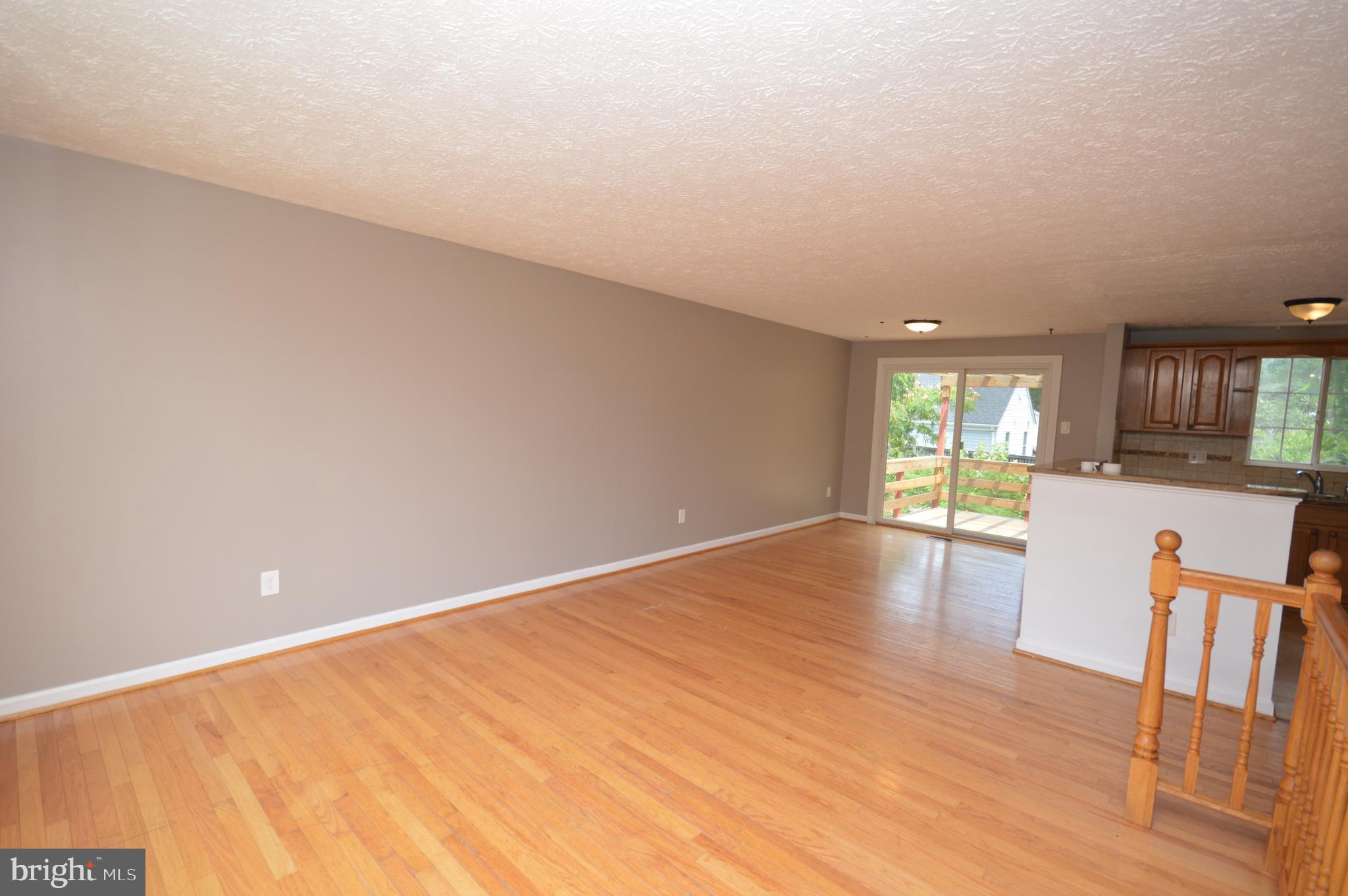 STONEYBROOKE - Residential Lease