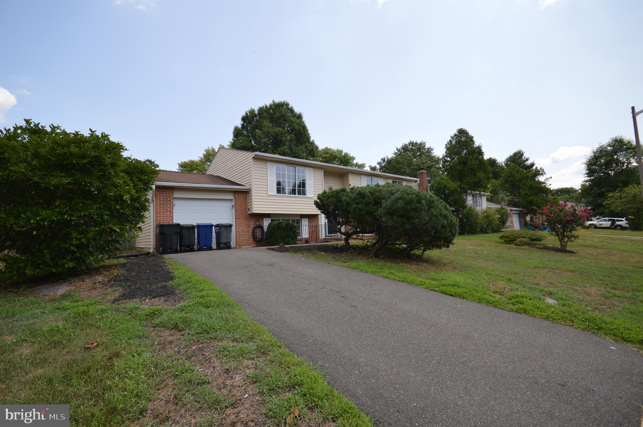 STONEYBROOKE - Residential Lease