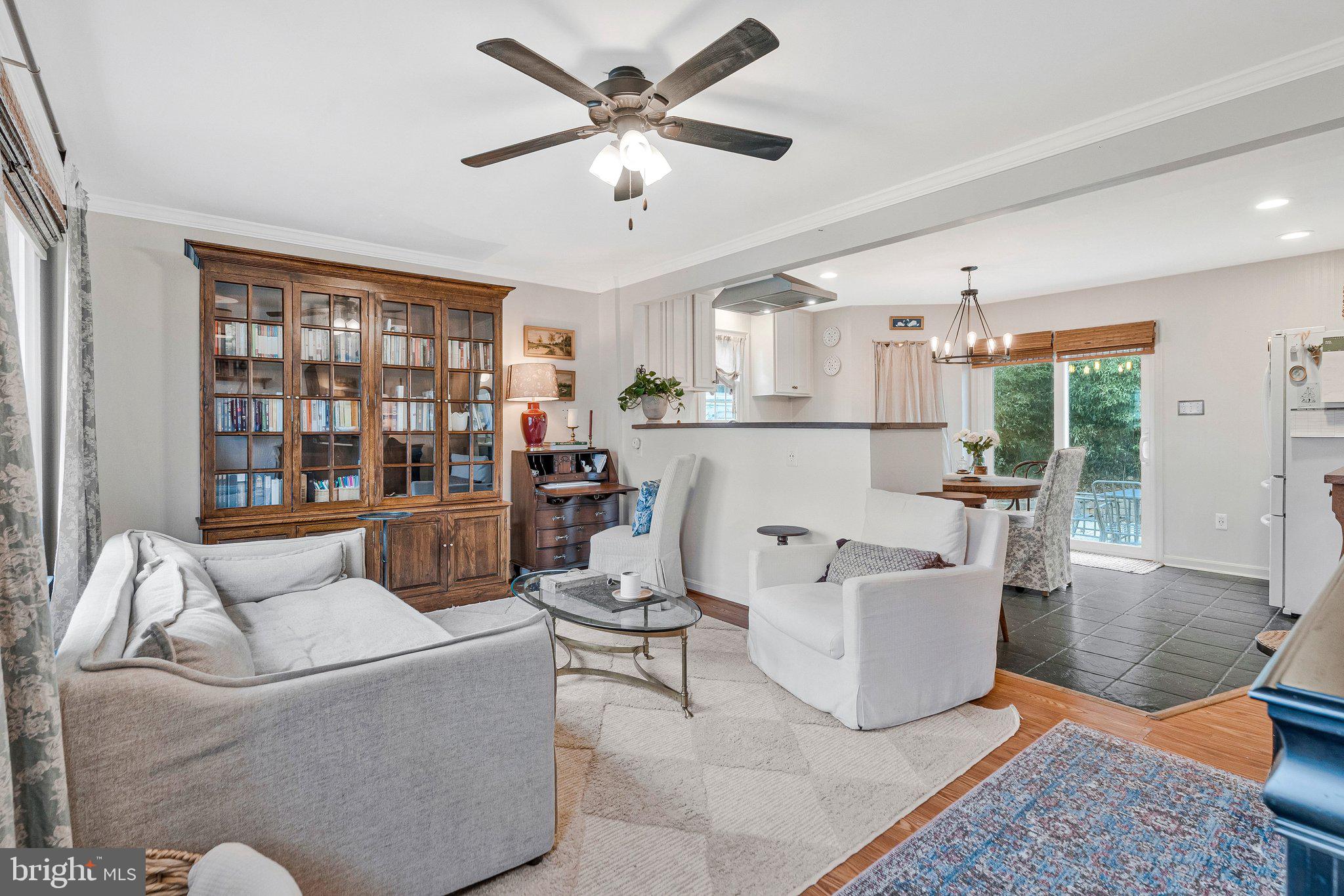 SILVER OAKS - Residential