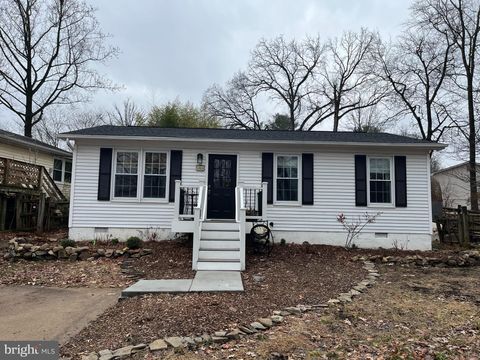 560 ROCKBRIDGE DRIVE SE LEESBURG VA 20175