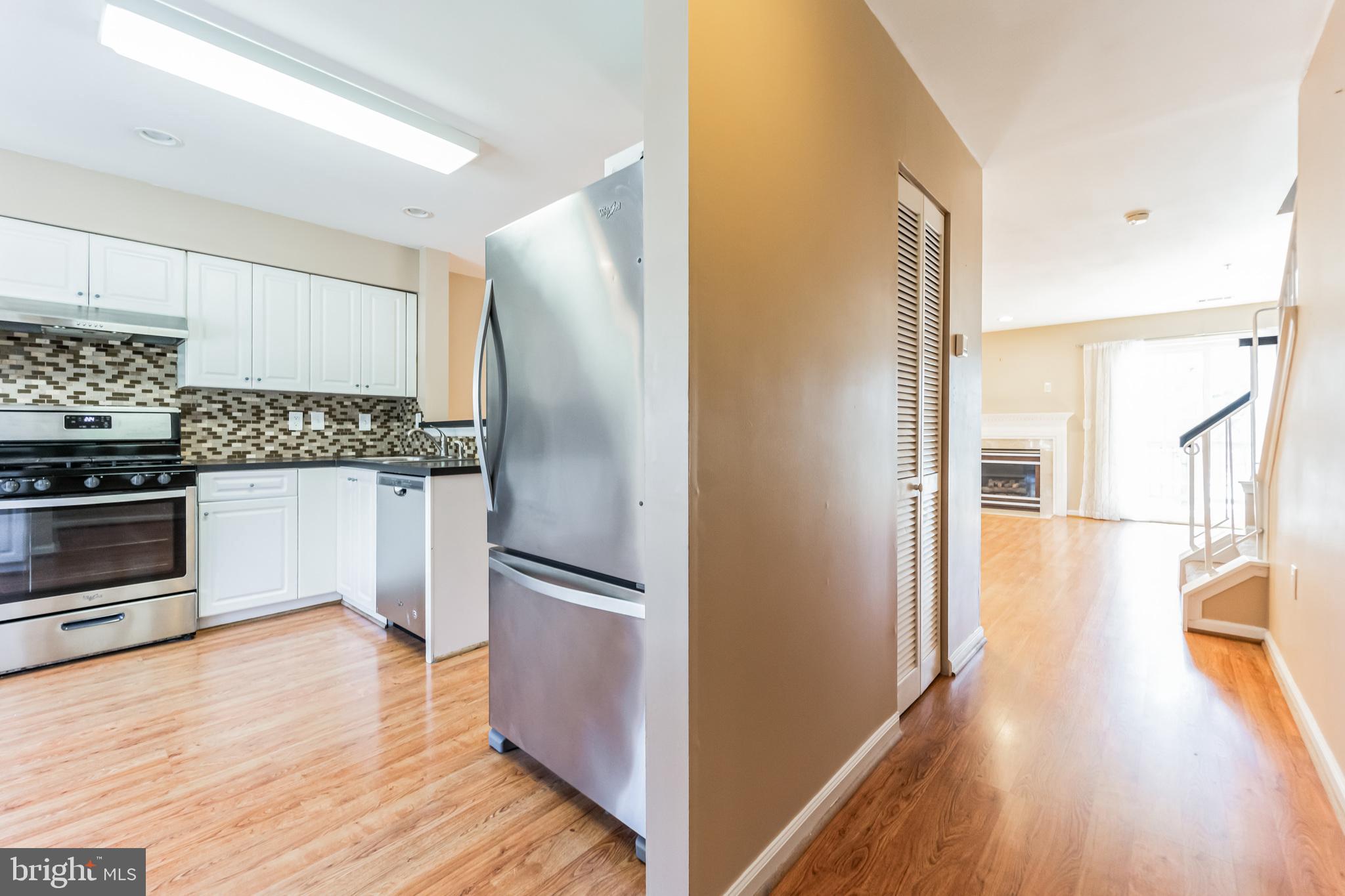 SYCAMORE MEWS - Residential Lease