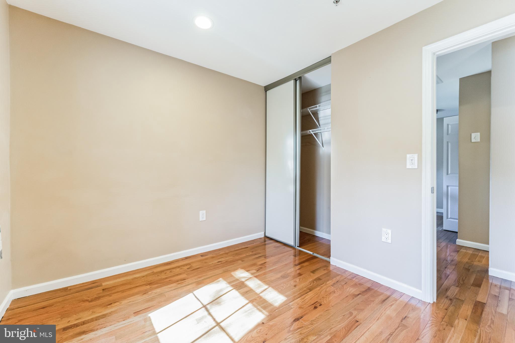 SYCAMORE MEWS - Residential Lease