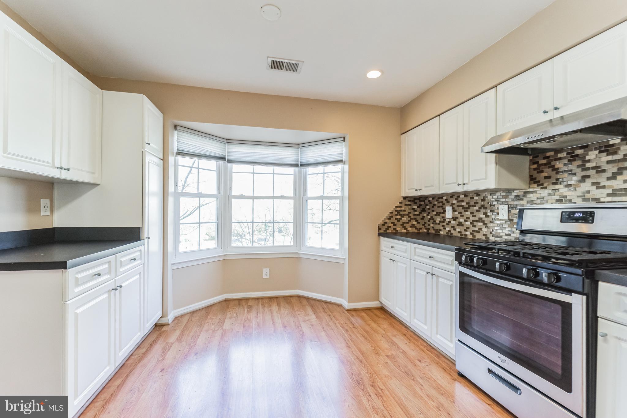 SYCAMORE MEWS - Residential Lease