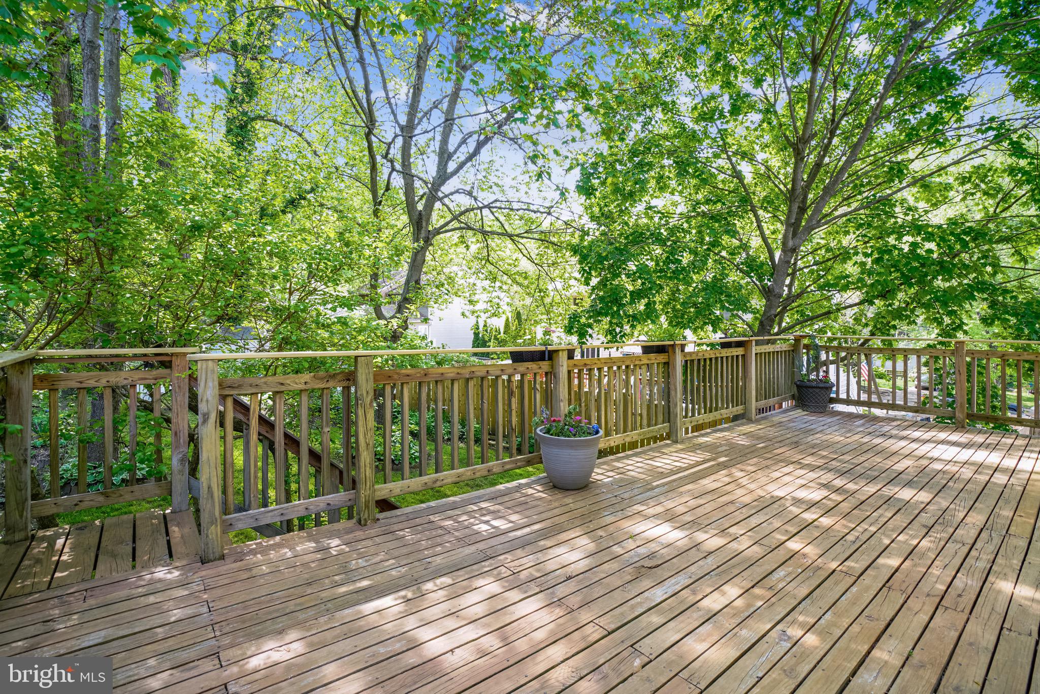 OLD COUNTY ESTATES - Residential