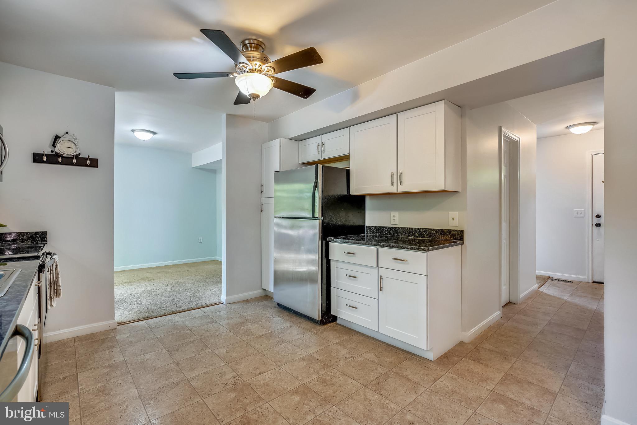 OLD COUNTY ESTATES - Residential