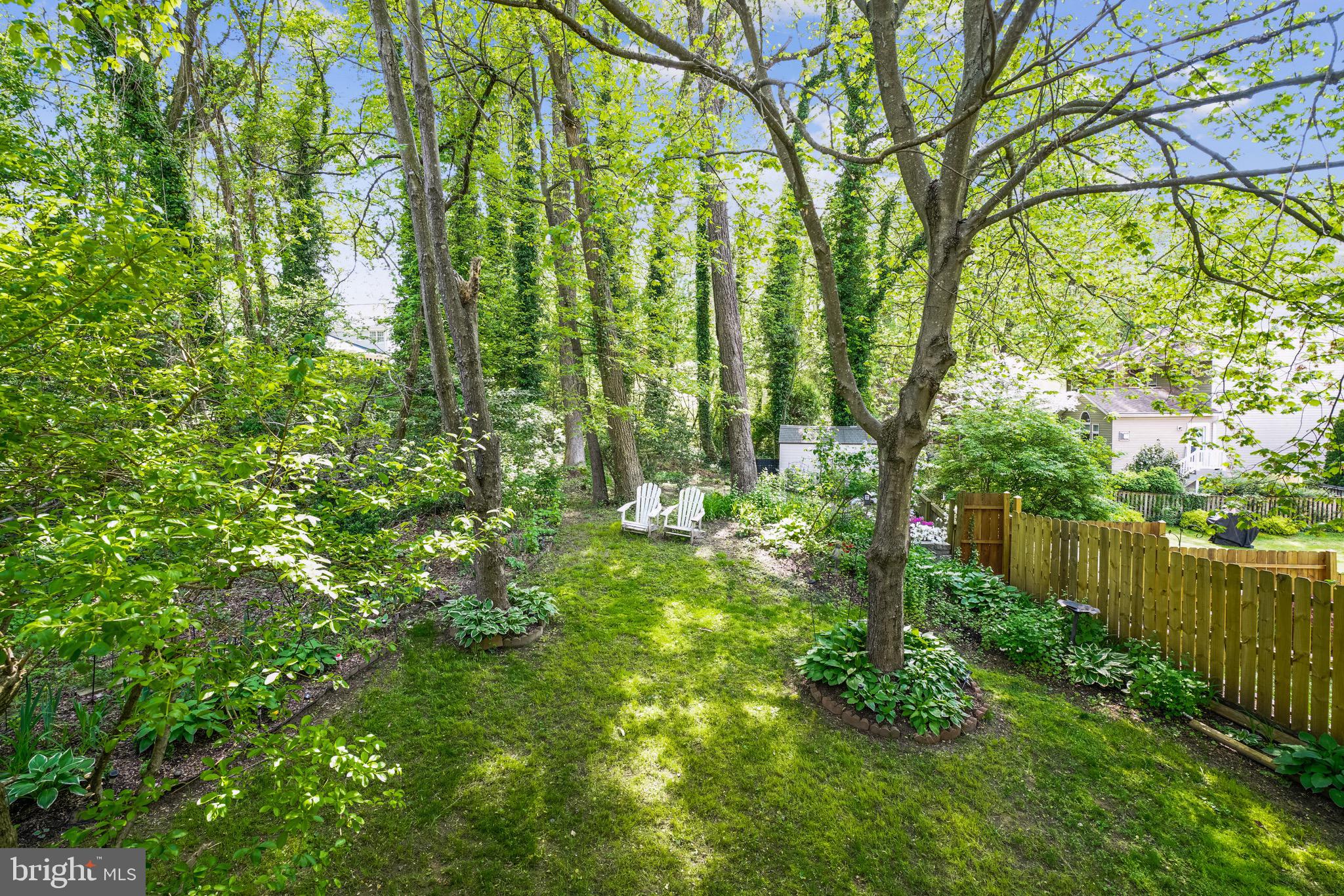 OLD COUNTY ESTATES - Residential