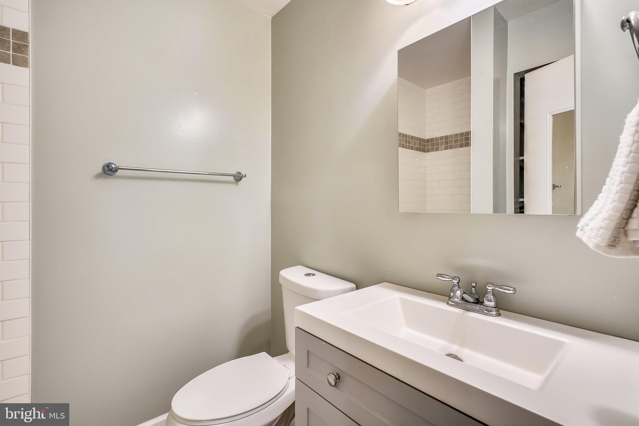 OLD COUNTY ESTATES - Residential