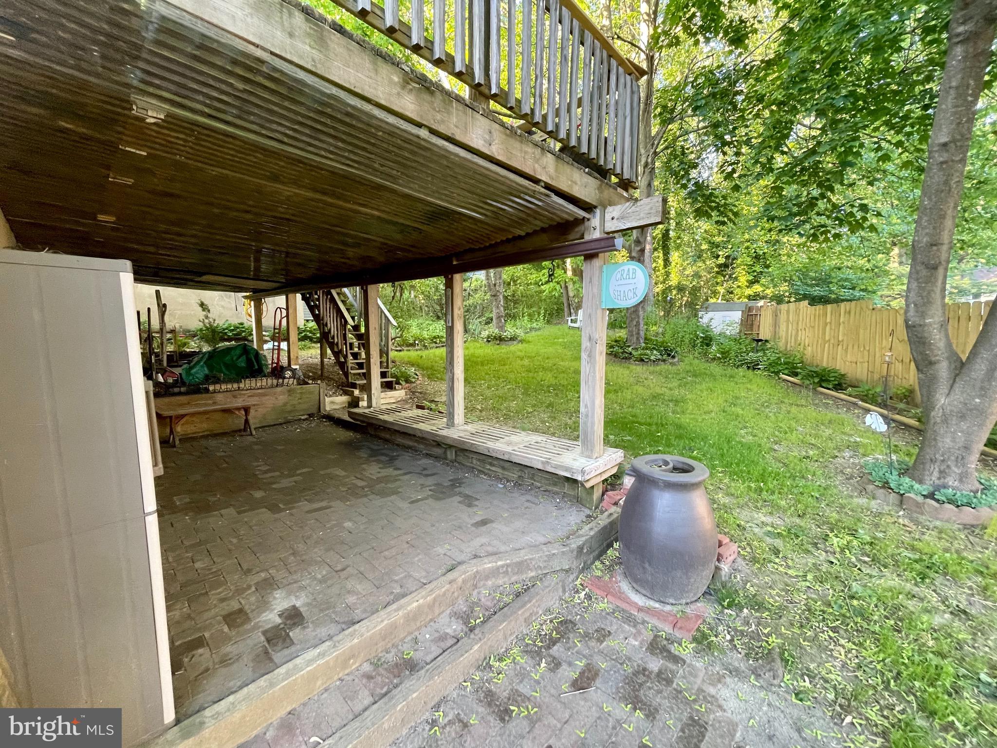 OLD COUNTY ESTATES - Residential