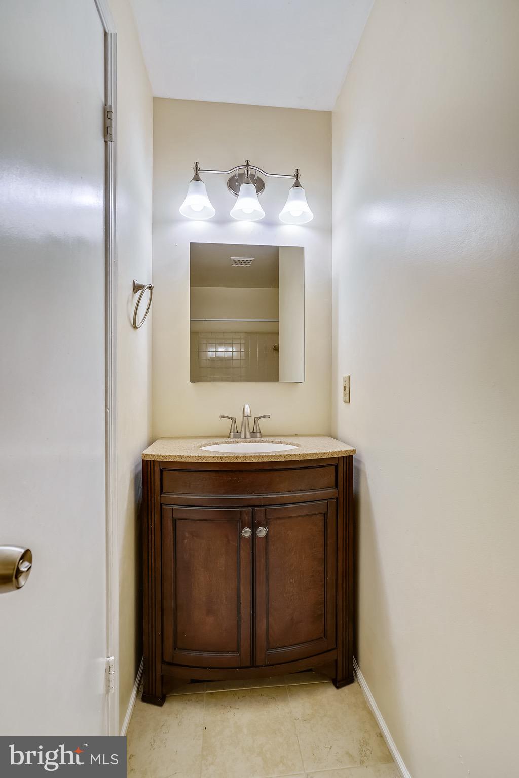 OLD COUNTY ESTATES - Residential