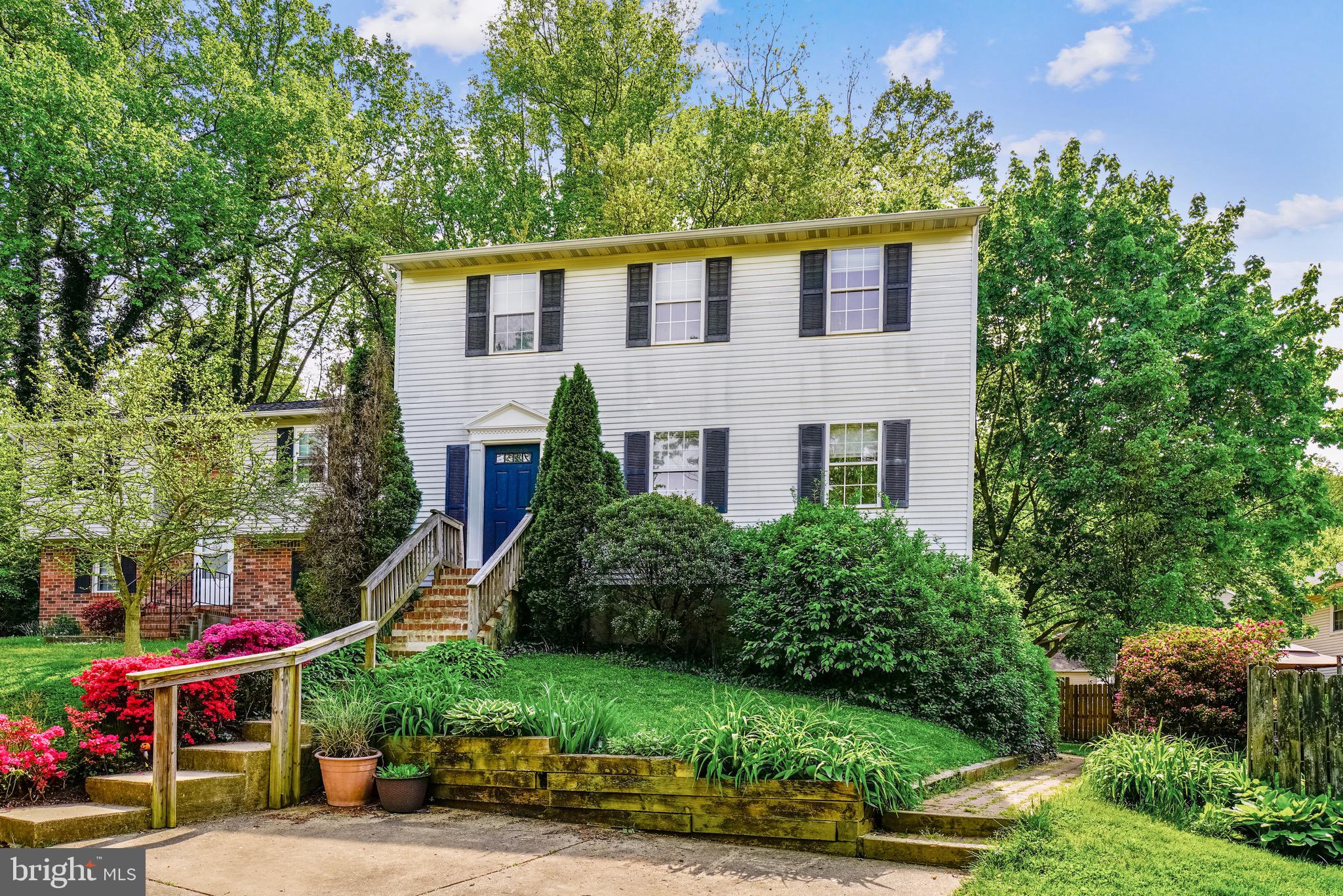 OLD COUNTY ESTATES - Residential