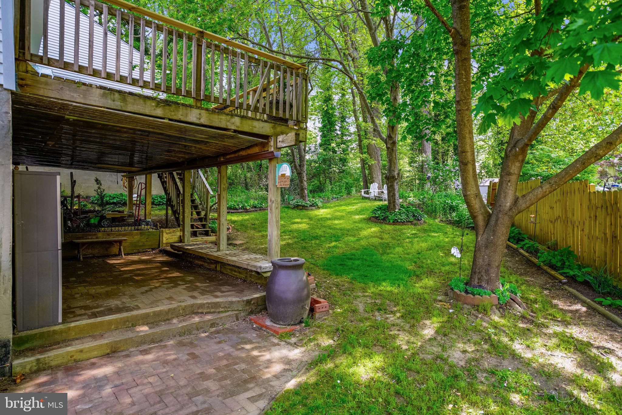 OLD COUNTY ESTATES - Residential