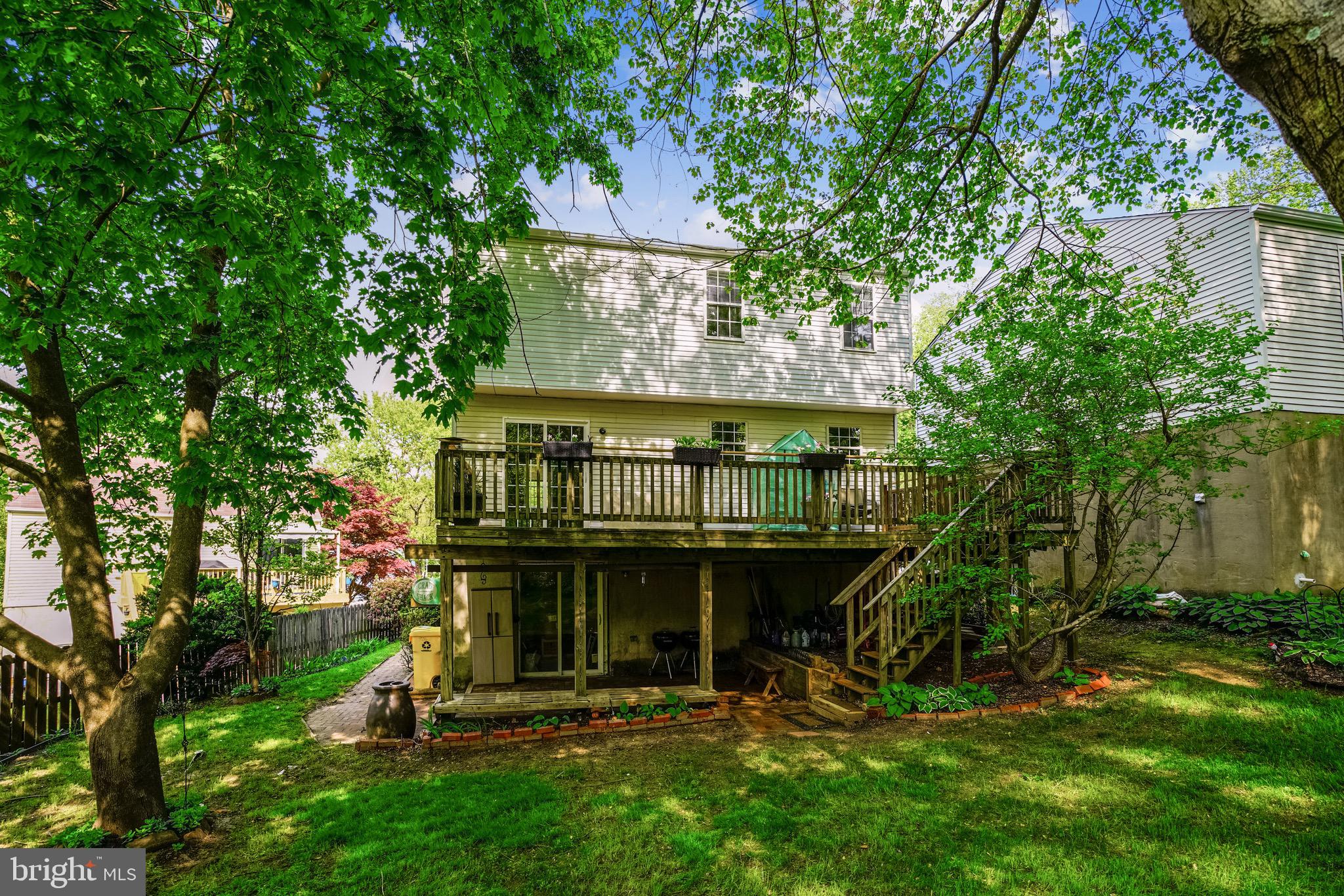 OLD COUNTY ESTATES - Residential