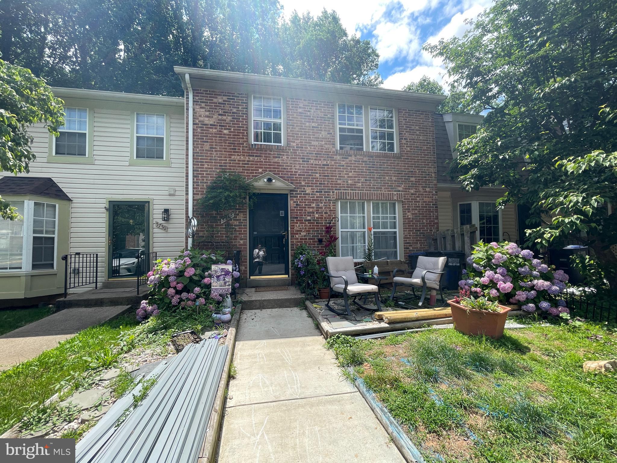 BURKE CENTRE - Residential