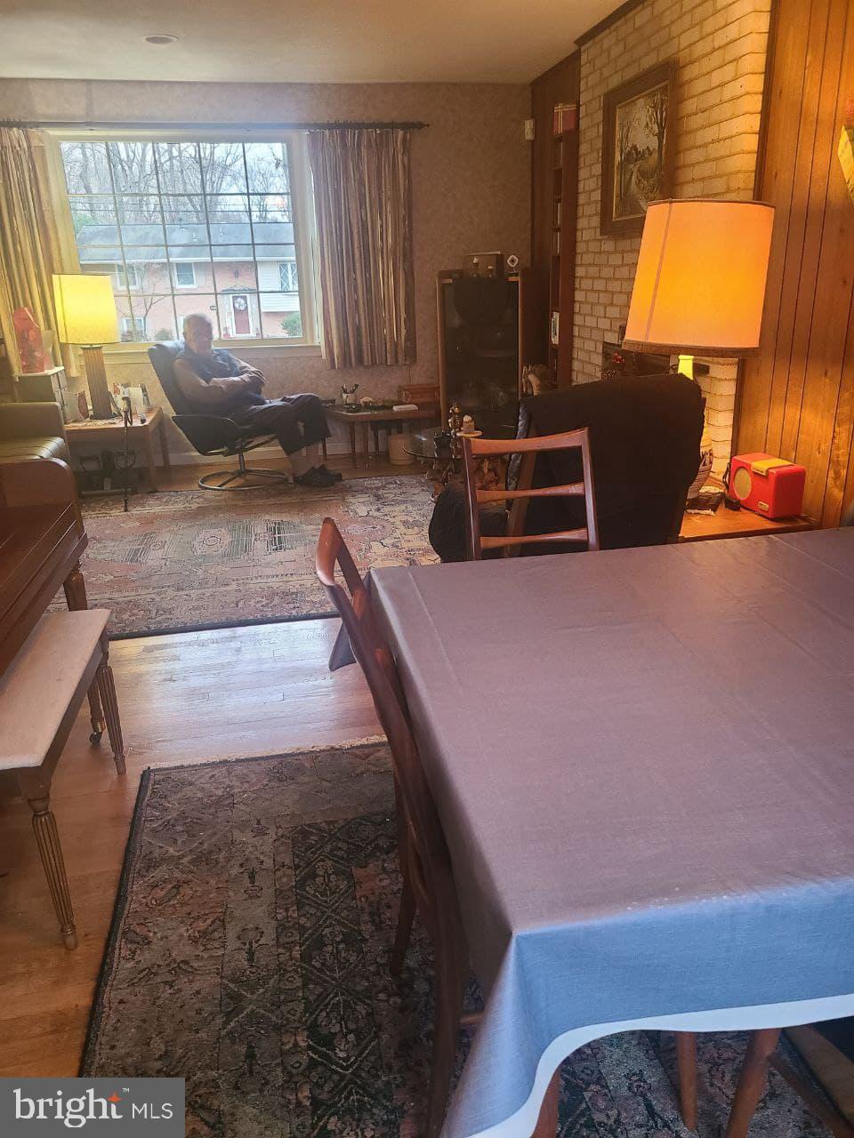 HILLMEADE MANOR - Residential