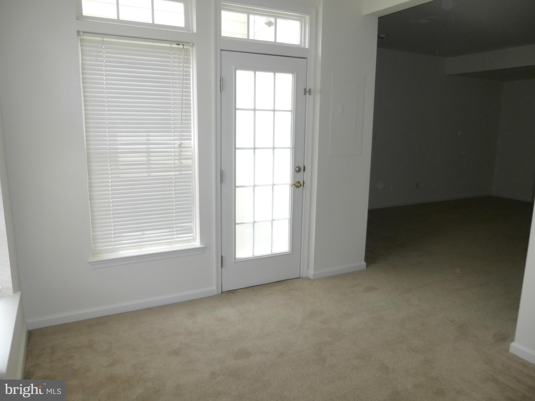 PORT POTOMAC - Residential