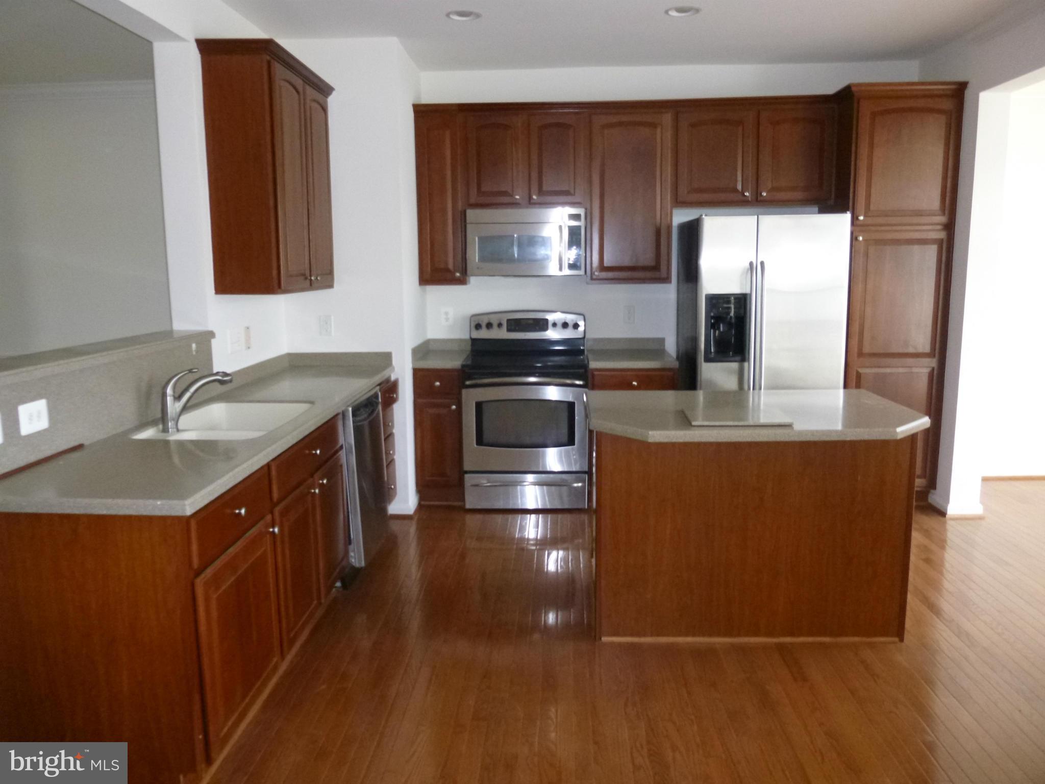 PORT POTOMAC - Residential