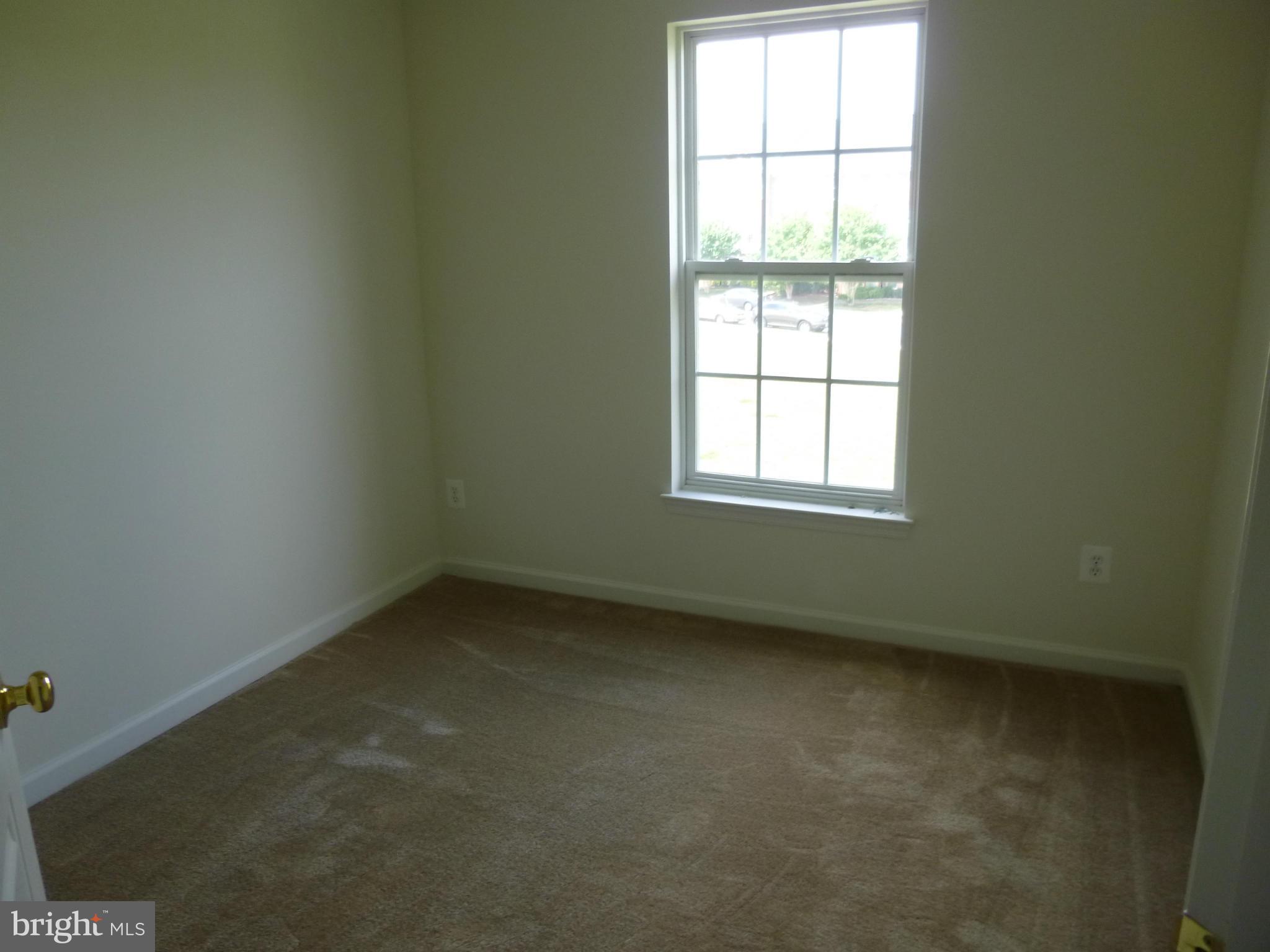 PORT POTOMAC - Residential