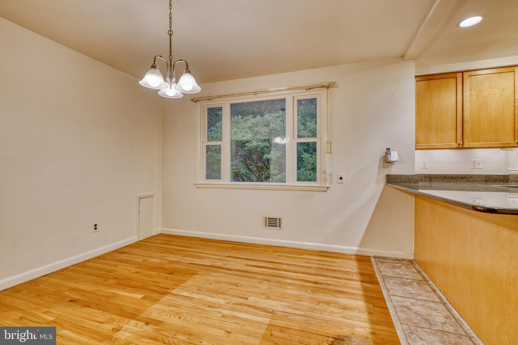 LUTHERVILLE - Residential