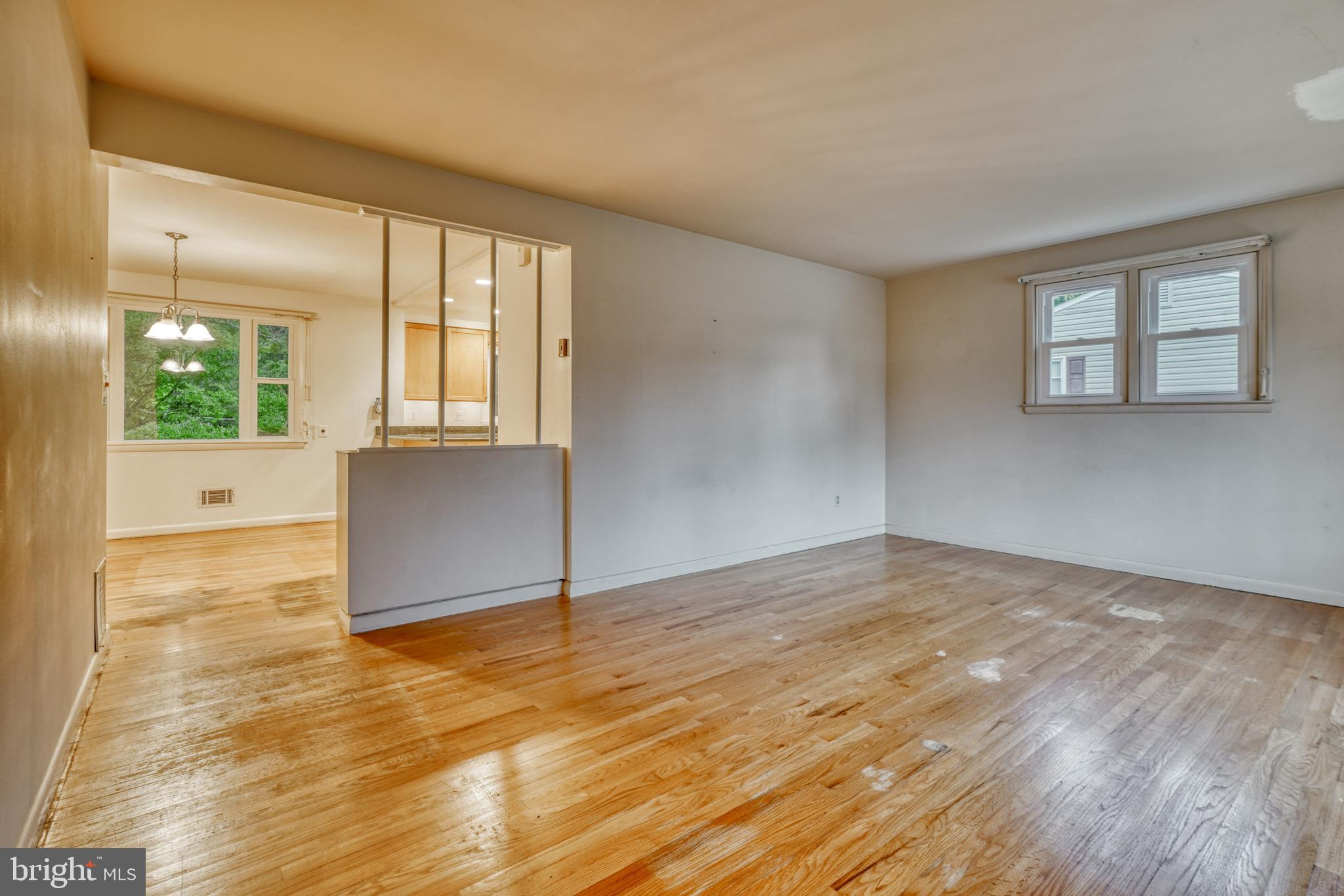 LUTHERVILLE - Residential