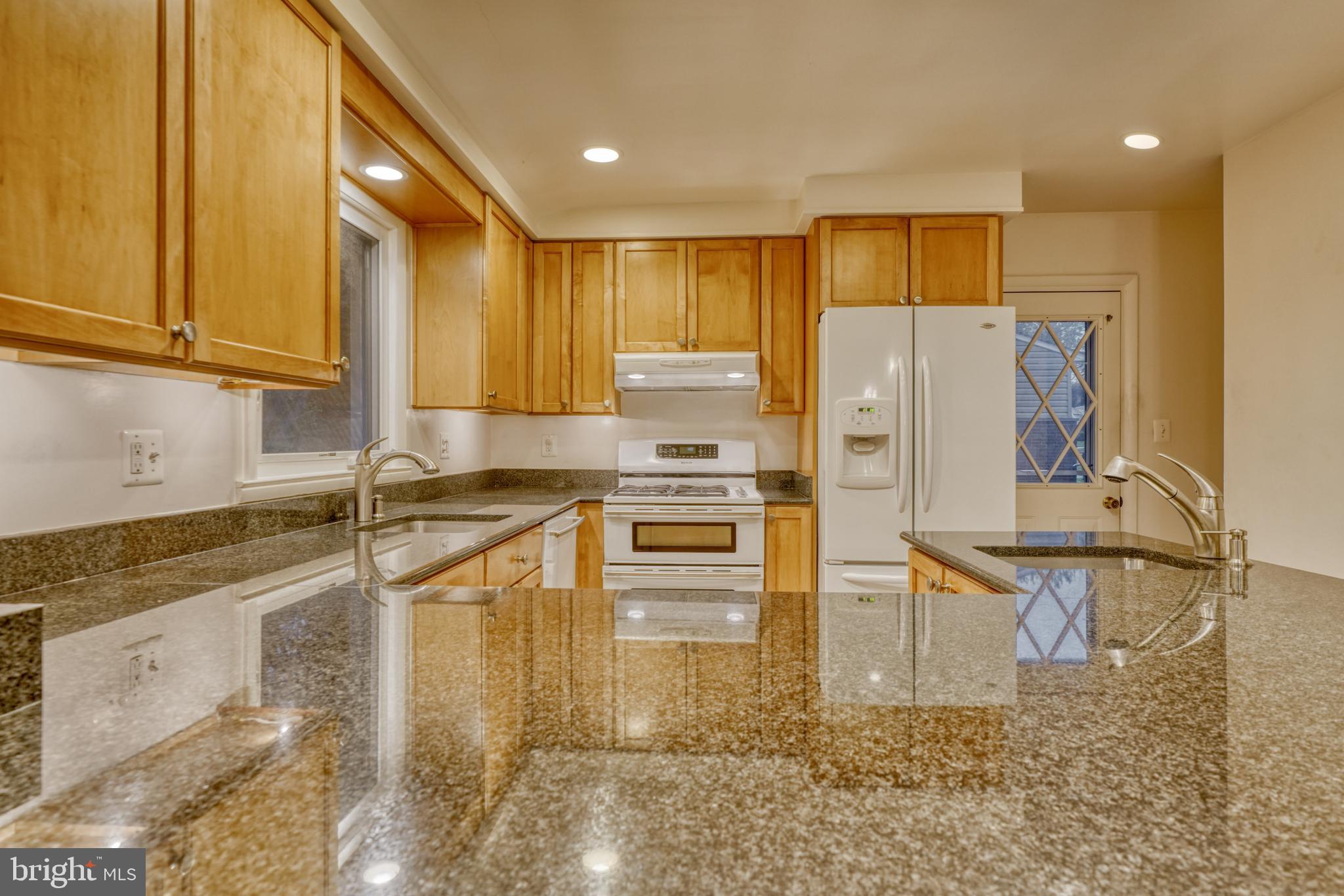 LUTHERVILLE - Residential