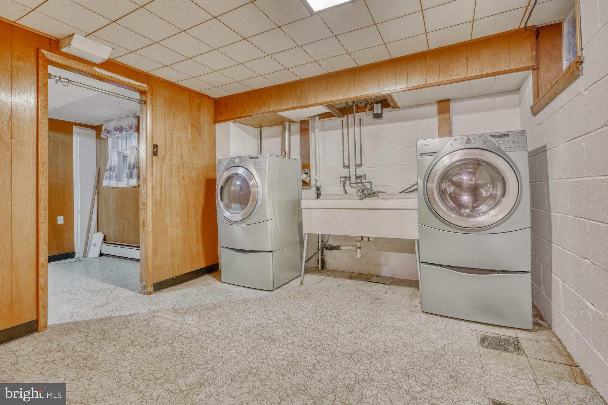 LUTHERVILLE - Residential