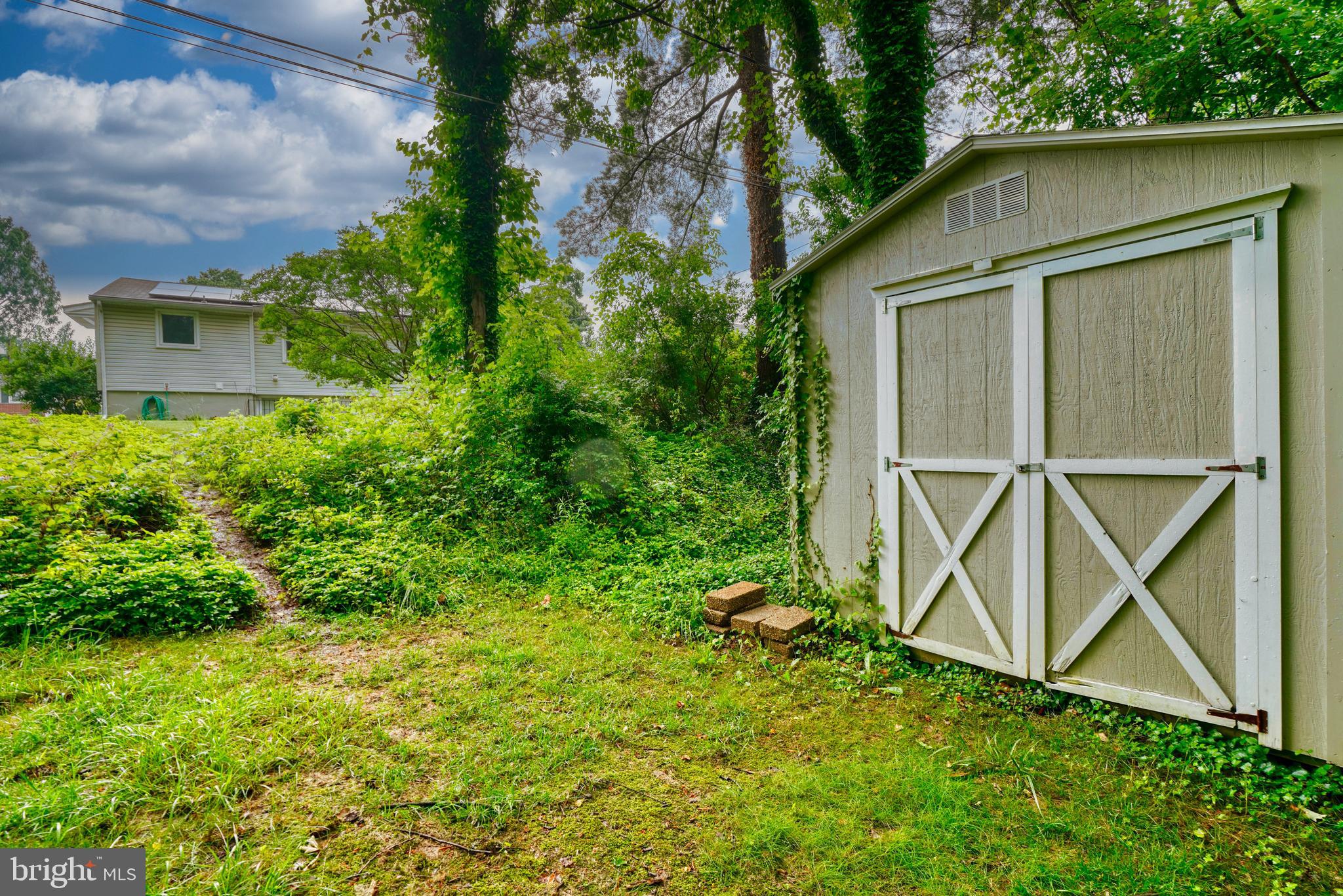 LUTHERVILLE - Residential