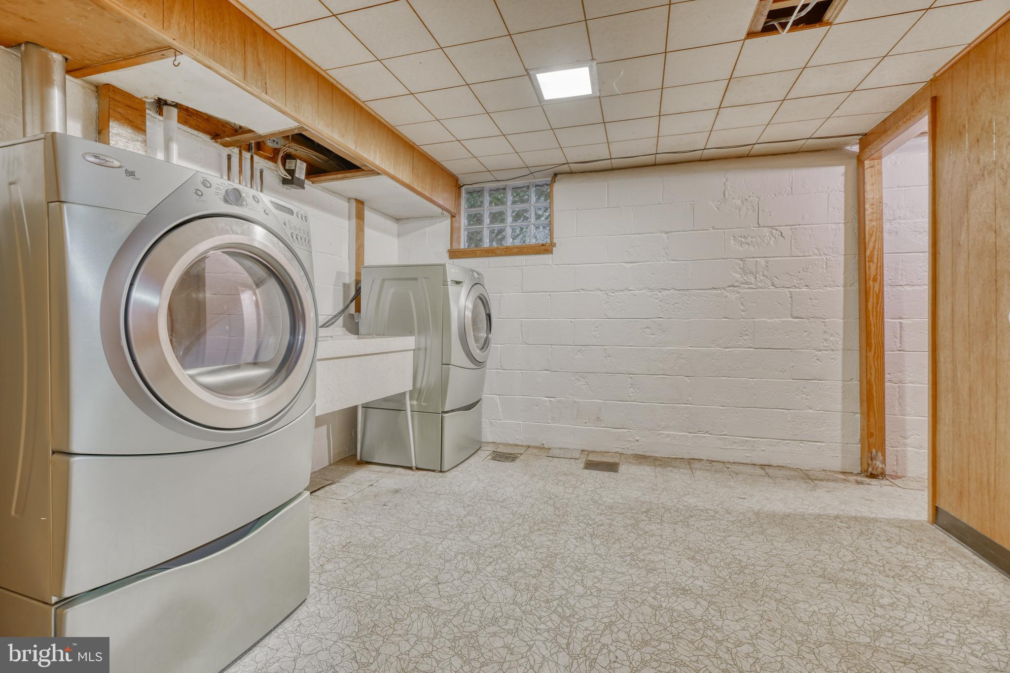 LUTHERVILLE - Residential