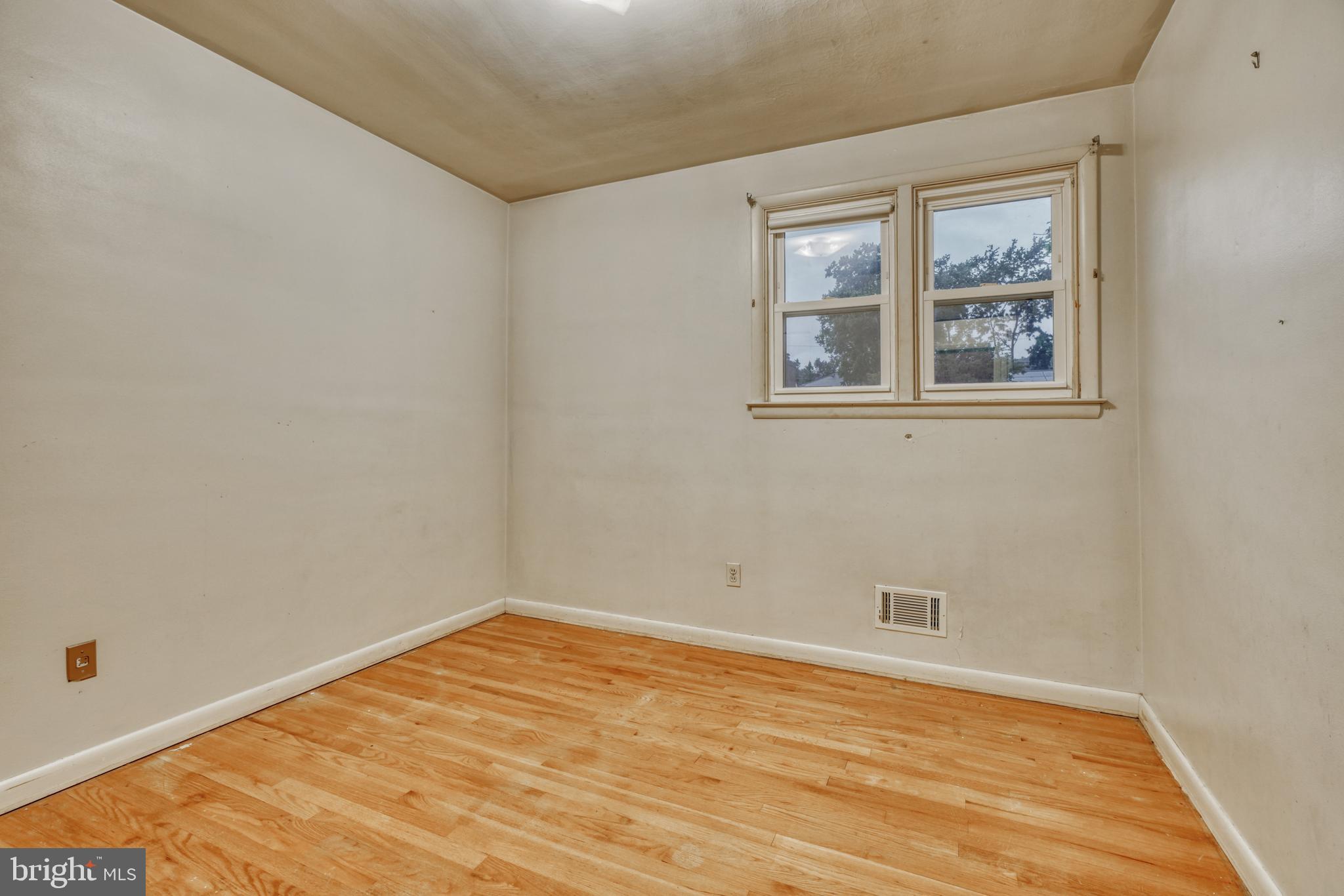 LUTHERVILLE - Residential