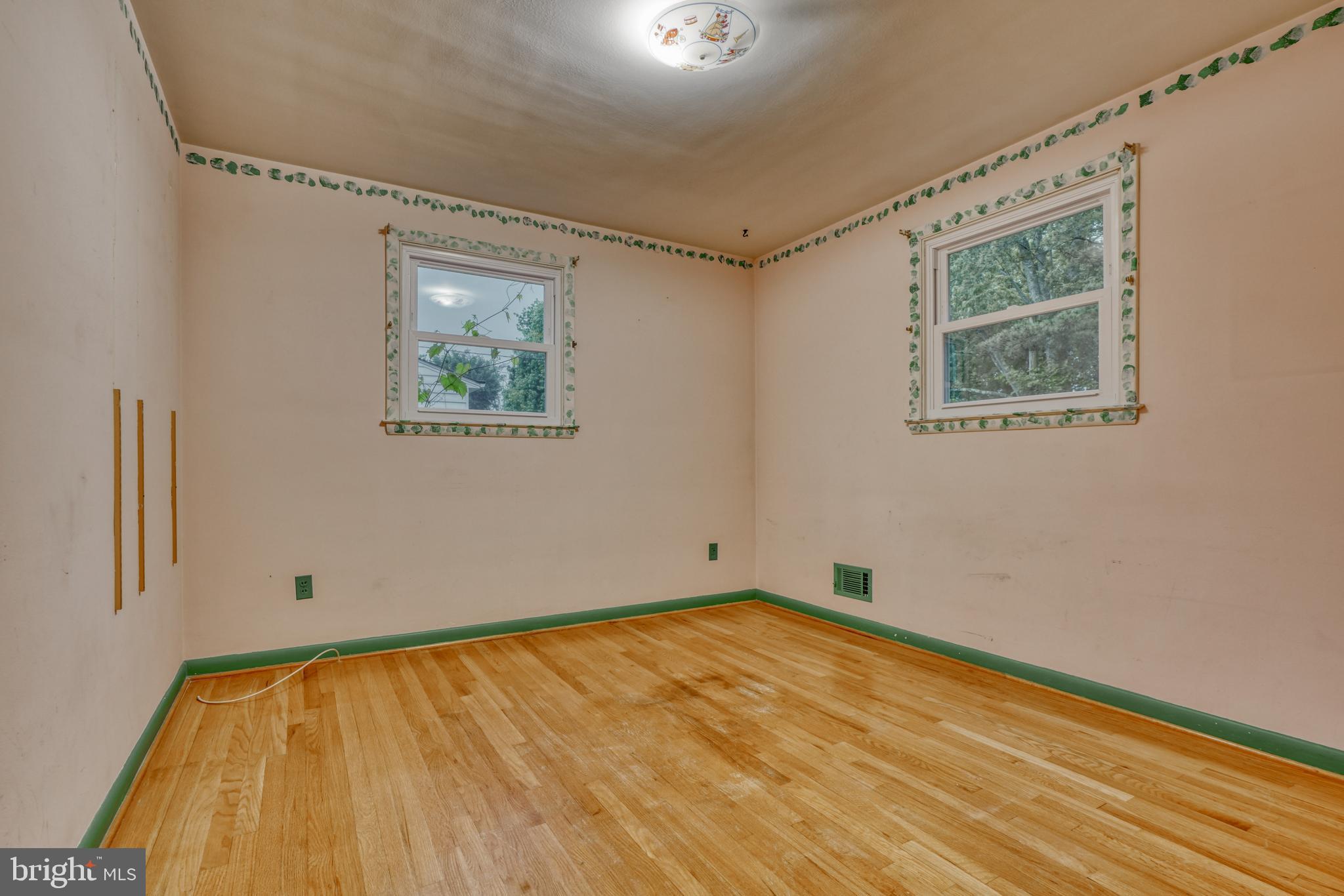 LUTHERVILLE - Residential