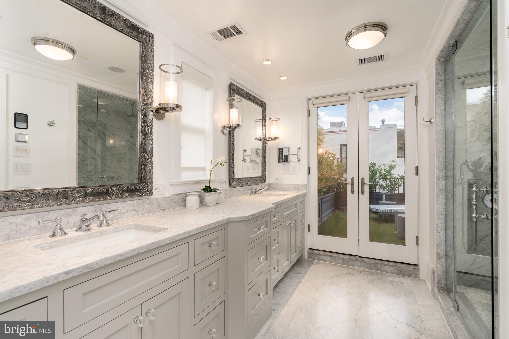DUPONT CIRCLE - Residential