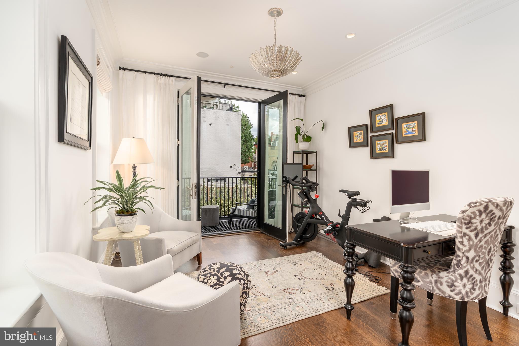 DUPONT CIRCLE - Residential