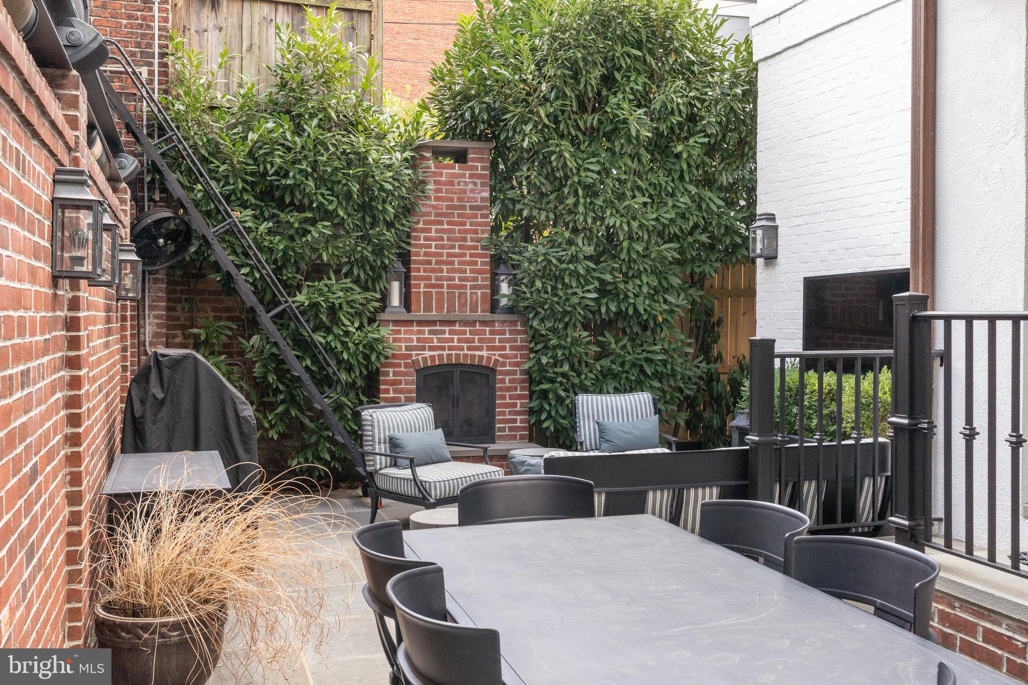 DUPONT CIRCLE - Residential