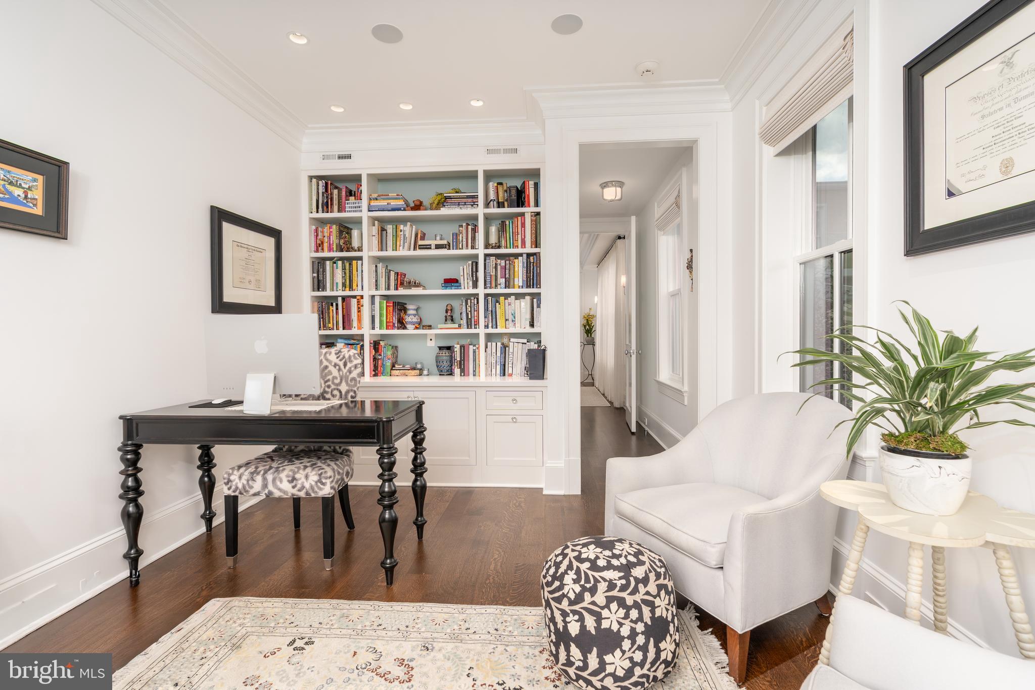 DUPONT CIRCLE - Residential