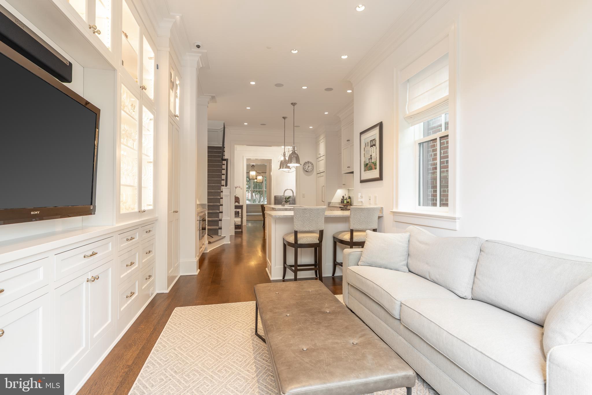 DUPONT CIRCLE - Residential