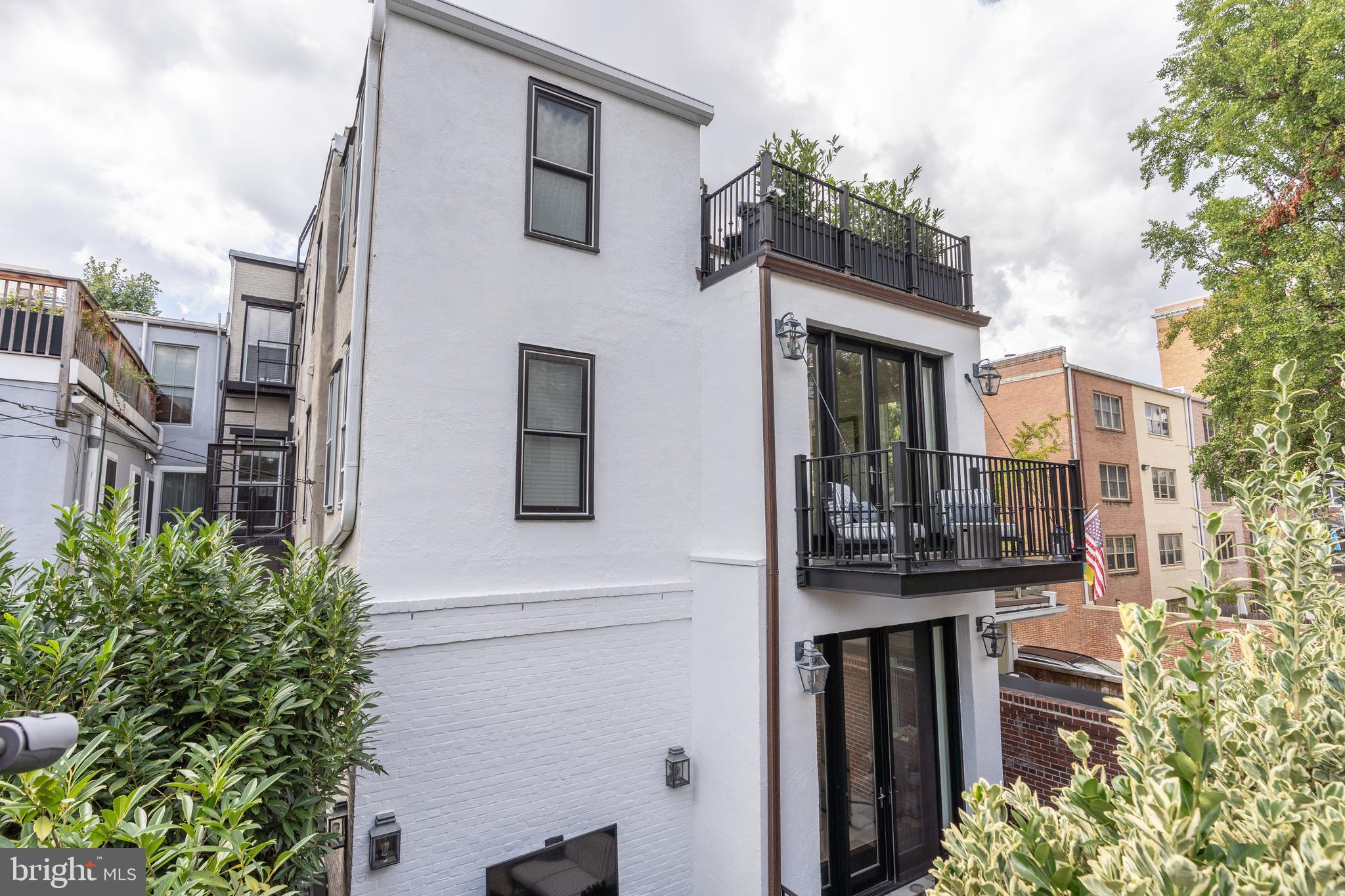 DUPONT CIRCLE - Residential