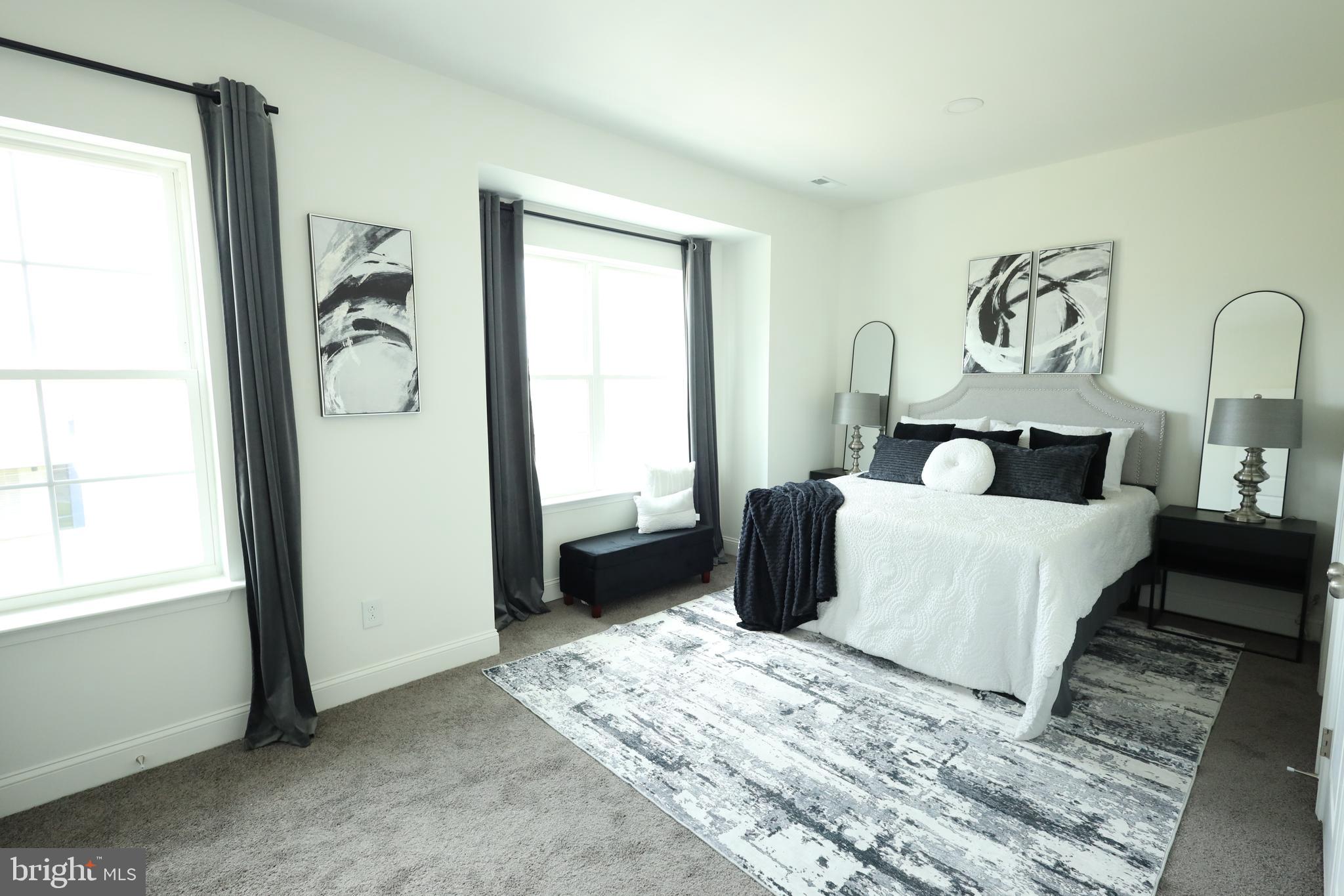 MCMULLEN SQUARE - Residential