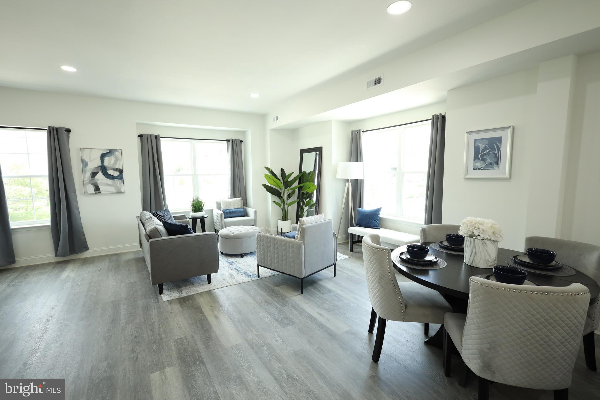 MCMULLEN SQUARE - Residential