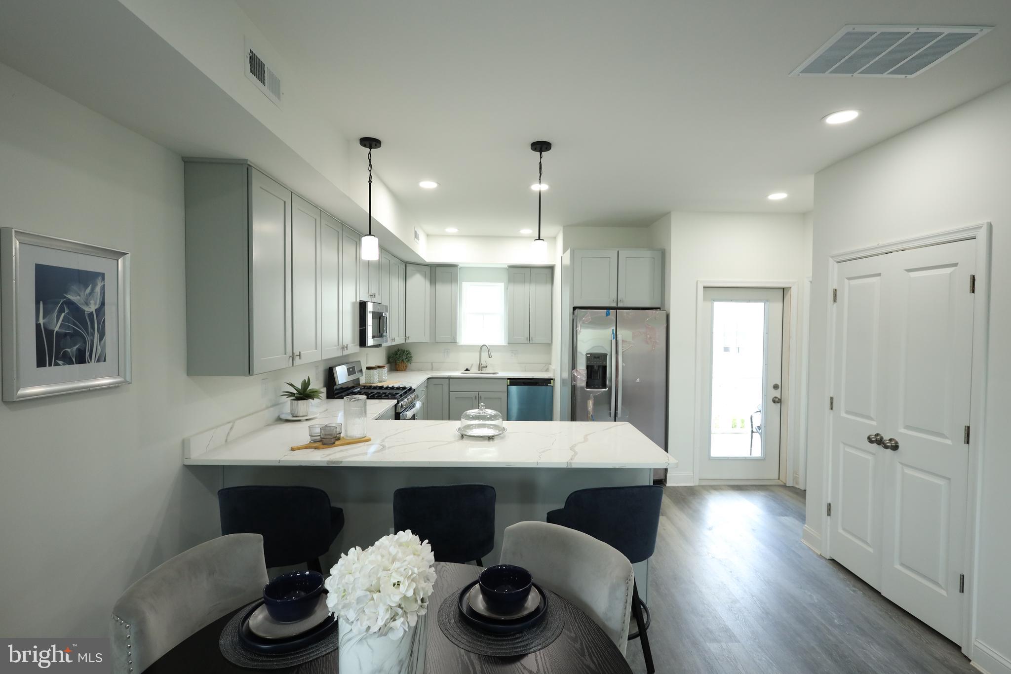 3316 N MARKET STREET