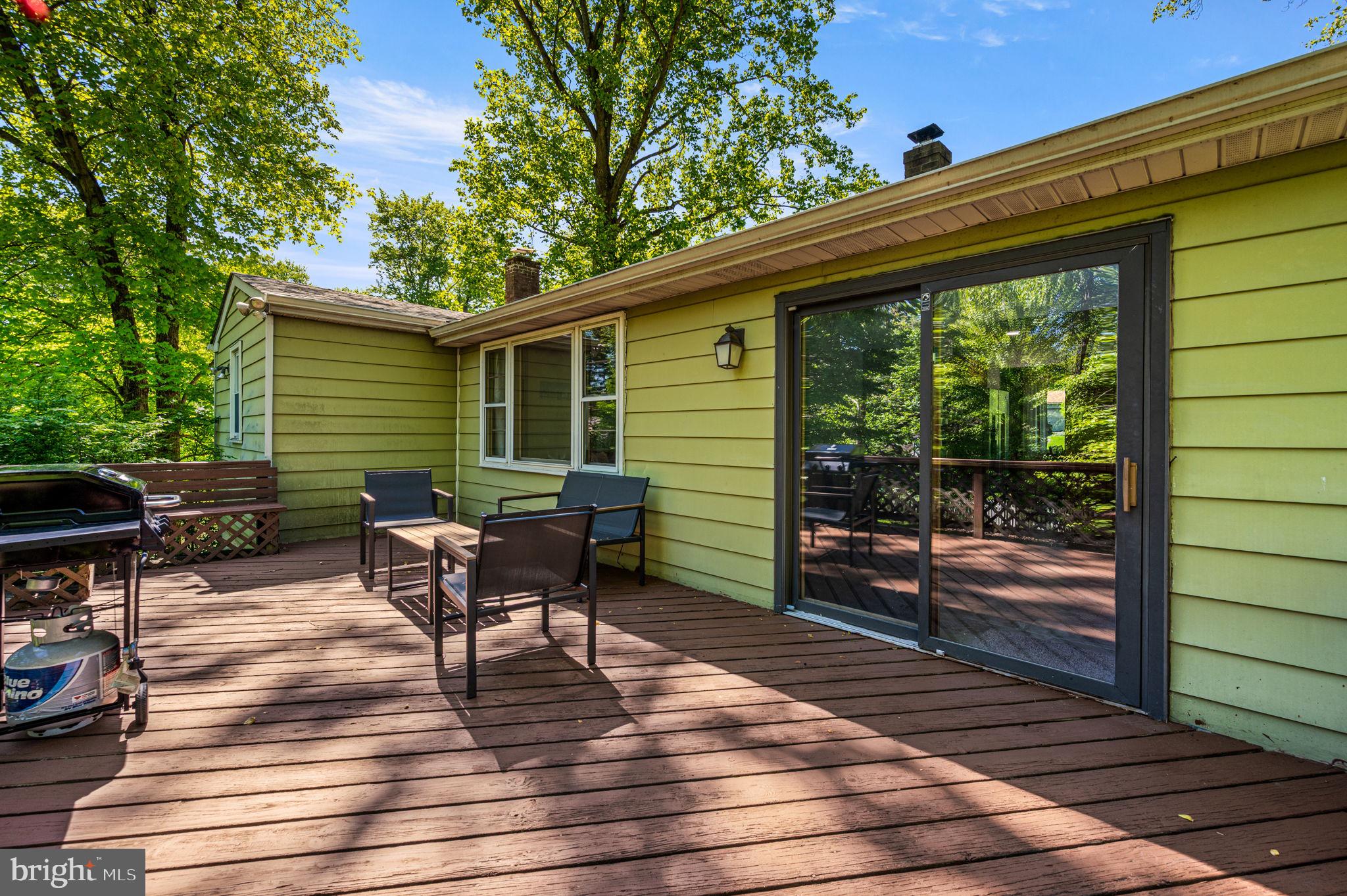 CHURCHVILLE MANOR - Residential