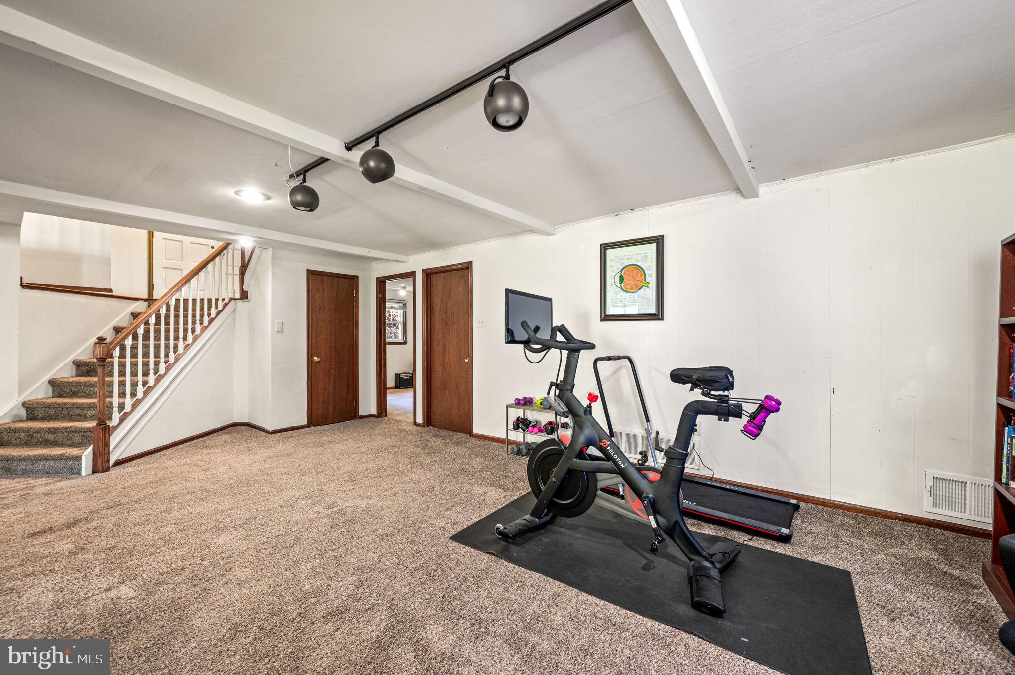 CHURCHVILLE MANOR - Residential