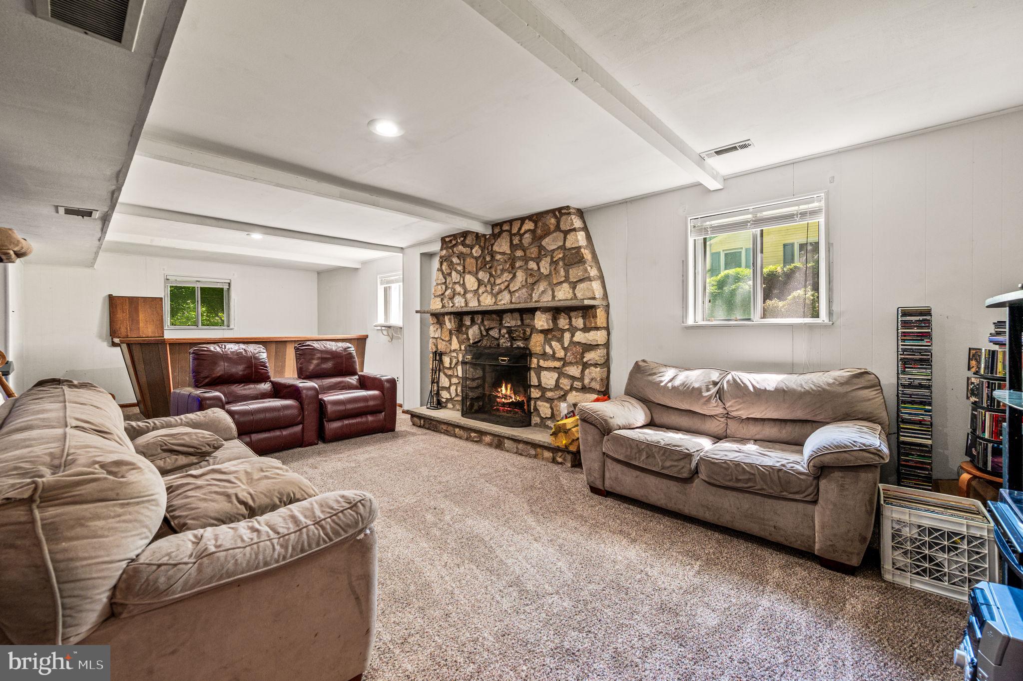 CHURCHVILLE MANOR - Residential