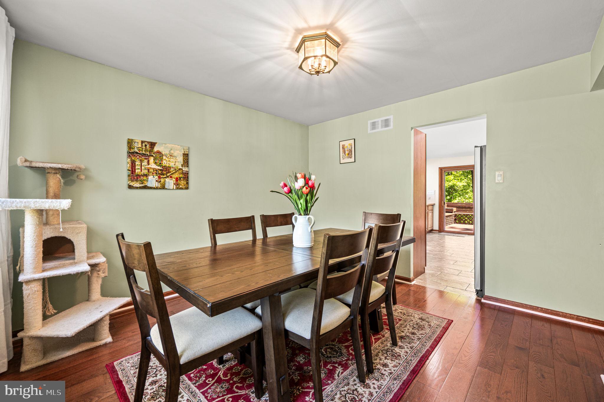 CHURCHVILLE MANOR - Residential