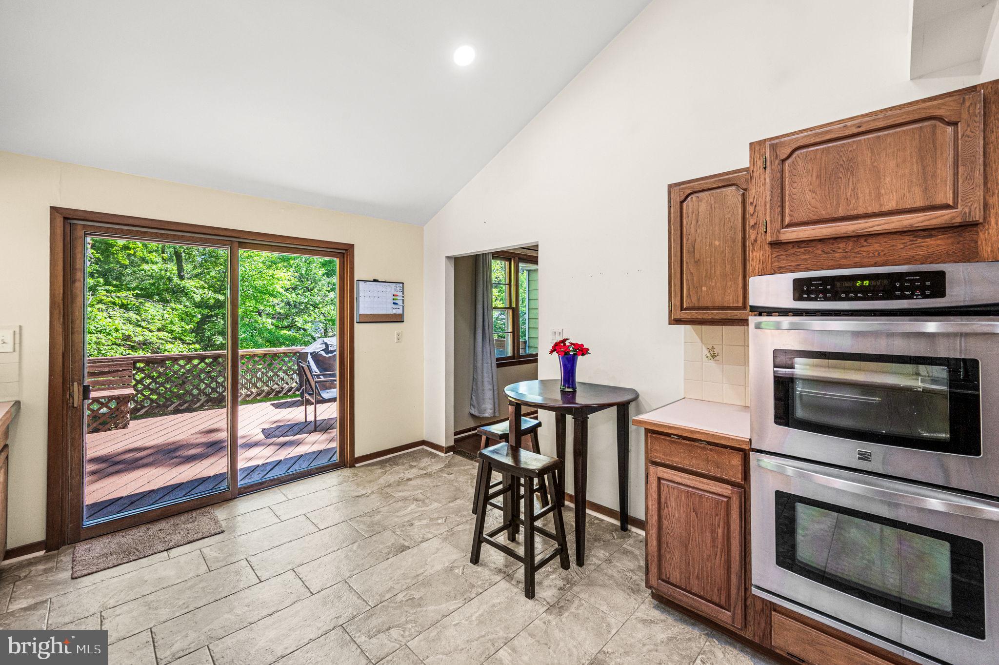 CHURCHVILLE MANOR - Residential