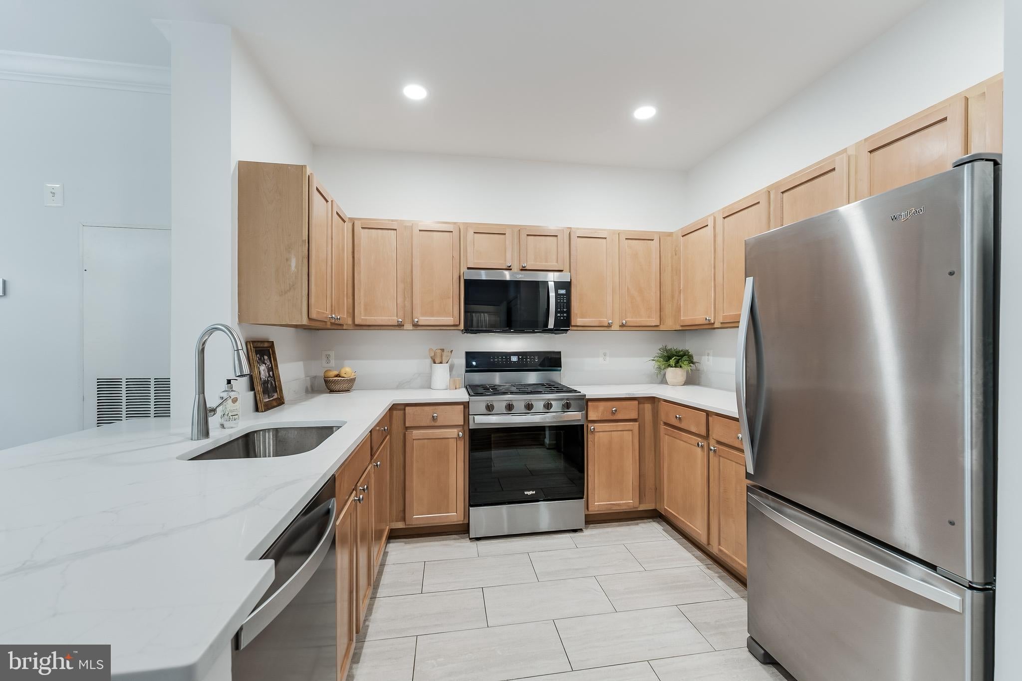 12000 MARKET STREET 253