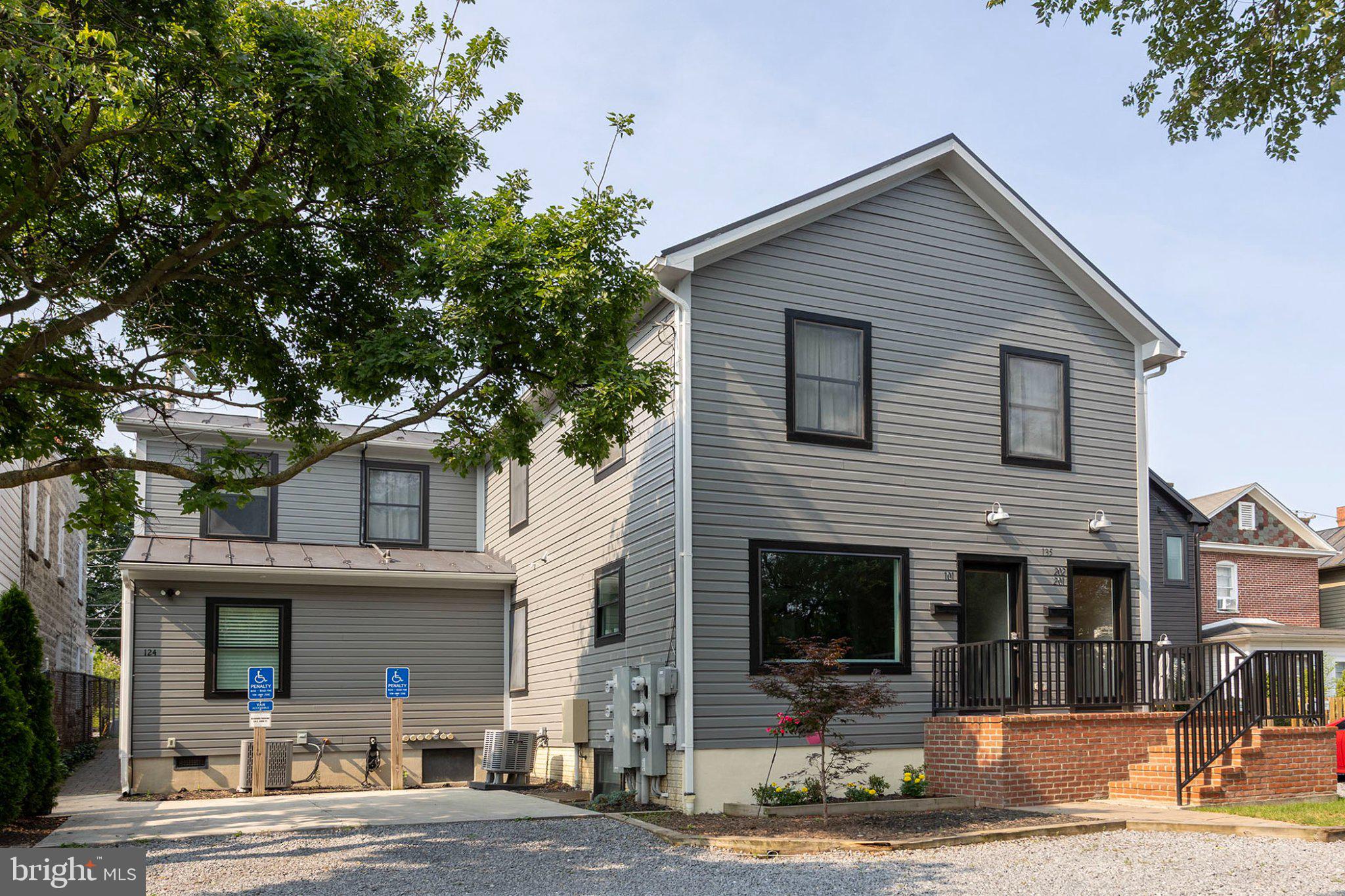 135 S KENT STREET 202