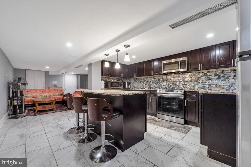 STONEHURST - Residential